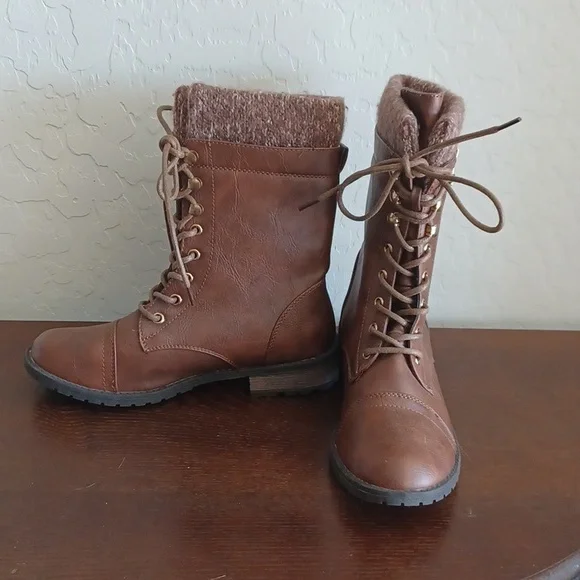 NWOT Lace Up Combat Boots Brown Womans Size 6.5 - Picture 6 of 9